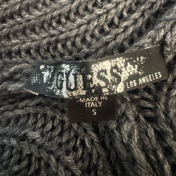 Cozy Beautiful Grey Fluffy Sweater  Guess Brand Size S/M - Picture 4 of 4